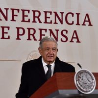 Las dos condiciones de AMLO para retomar la construcción del tren México-Querétaro