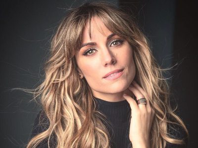 Edurne abrió el baúl de los recuerdos y sorprendió al público con su imagen