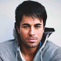 "¡Papito!" Enrique Iglesias compartió una foto e hizo suspirar a sus fans: "Por favor, no más besos"