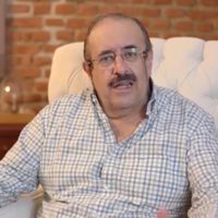 Expaciente acusa al psicoanalista Gabriel Vallejo de haberla apuñalado en la pierna