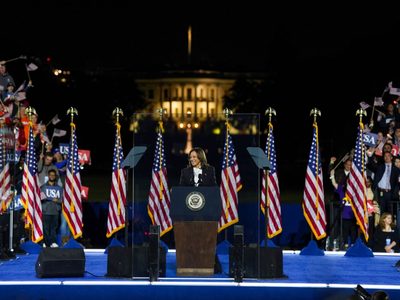Kamala Harris tilda a Trump de "inestable" y "obsesionado con la venganza"