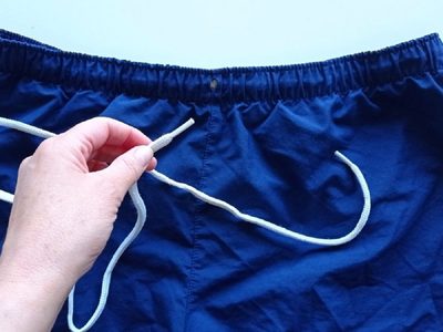 Con este truco nunca más vas a perder los cordones de tus pantalones