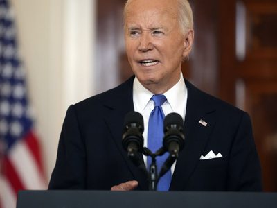 Decisión de Suprema Corte sienta precedente peligroso para que los presidentes ignoren la ley: Biden