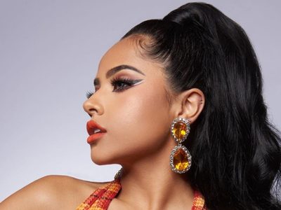 ¡Qué movimiento! Becky G demostró cómo se hace ¡y en primer plano!