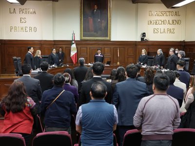 Ministros donarán parte de sus salarios a damnificados por lluvias; SCJN instala punto de acopio