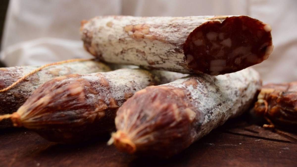 Embutidos de carne de llama. Fuente: (Instagram)