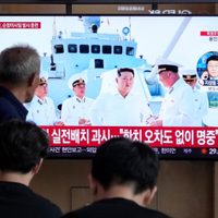 Kim observa lanzamiento de misiles mientras fuerzas de EU y Corea del Sur inician ejercicios