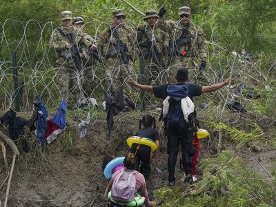 Con el fin del Título 42, la oleada migrante enfrenta una doble muralla fronteriza