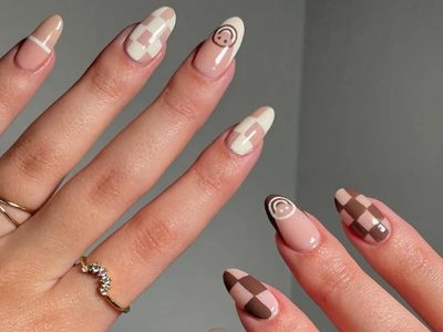 Nail Art: cómo es el estilo Gingham nails, la tendencia que vas a querer llevar en tus uñas esta temporada