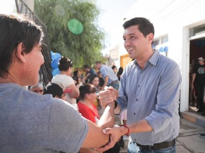 Marcos Koopmann aseguró que continuarán con el plan de urbanización en los asentamientos