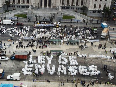 La Marcha Mundial por el Clima dio resultados, el Gobierno impulsa una ley de envases y reciclaje