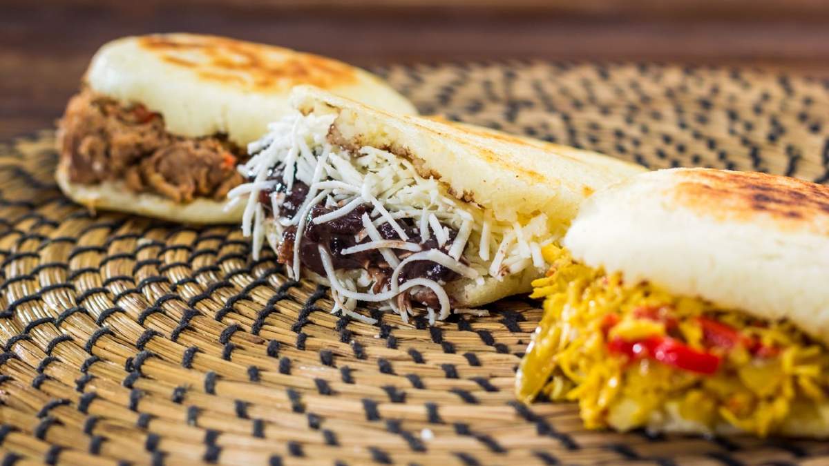 La arepa venezolana, el plato más comido en el país. Fuente: (Twitter)