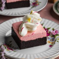 Brownie merengada: aprovechá el feriado y hacé esta receta que es una bomba para la merienda