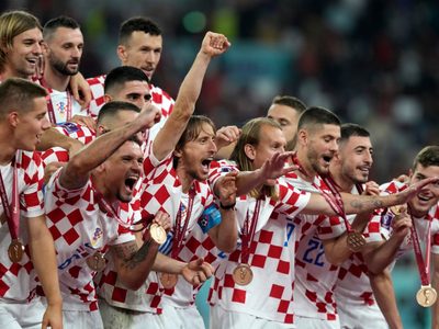 Croacia sube al podio del Mundial al vencer 2-1 a Marruecos