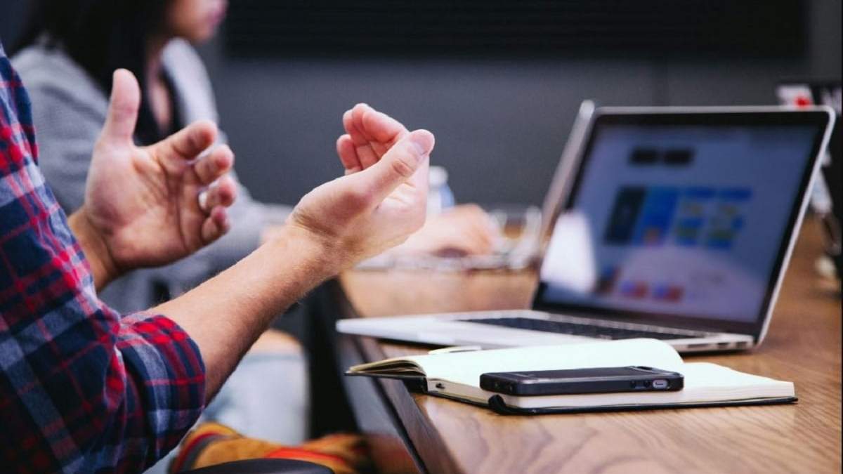 Las capacitaciones buscan incorporar juegos al dictado de clases, generar evaluaciones dinámicas y perfeccionar contenidos audiovisuales. Fuente: (Gobierno de Neuquén)