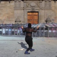 Feministas marchan en CDMX para exigir justicia por Victoria Salazar; se enfrentan con policías