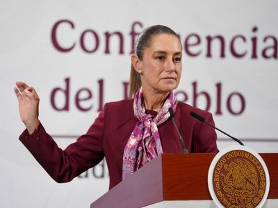 Sheinbaum adelanta acuerdo entre Hacienda y refresqueras para reducir cantidad de azúcar en bebidas