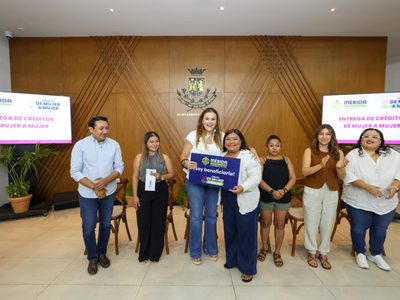 Cecilia Patrón anuncia apertura de programas municipales de Mérida con créditos, becas y empleo para 2026