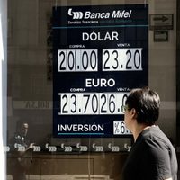 Peso se mueve con volatilidad ante inicio de la administración Trump