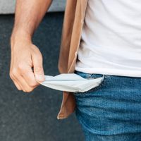 ¿Por qué no llega al bolsillo la caída de la inflación?