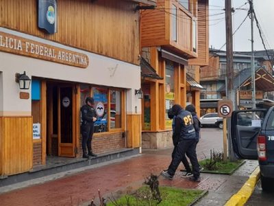 Detuvieron a un dealer en pleno centro de San Martín de los Andes
