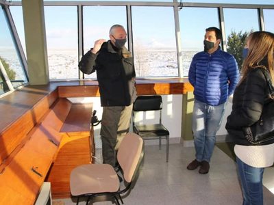 El intendente Koopmann visitó el Aeropuerto Zapala para coordinar acciones de trabajo