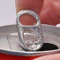 Si tenés latas de gaseosa o cerveza, no las tires: sin gastar un peso, creá esta deco estilo Pinterest para tu jardín