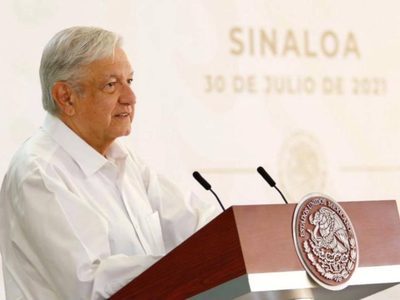 "No quieren que vayan sus hijos a la escuela, pues no los manden": AMLO a detractores