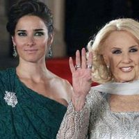 "He hablado, la adoro": novedades sobre el futuro de Juana Viale y Mirtha Legrand en El Trece