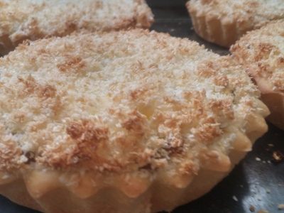 Tarta de coco: con la misma masa de alfajores, prepará este postre perfecto para acompañar los mates
