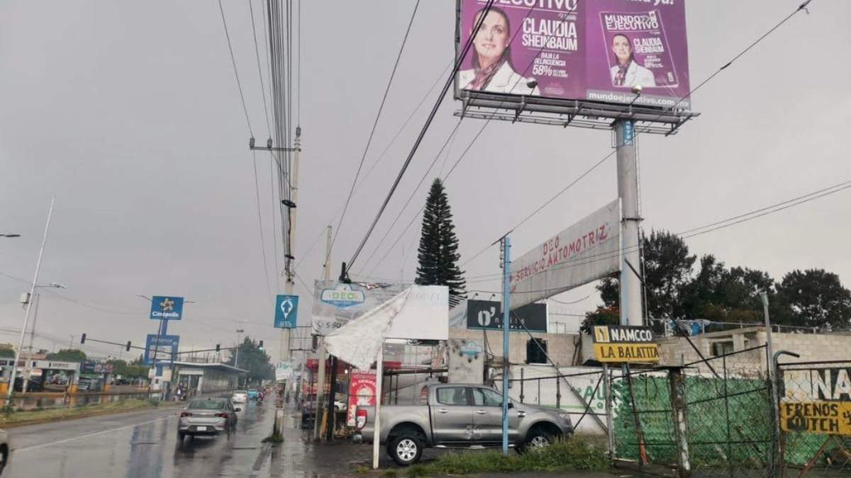 Espectaculares de Sheinbaum en Puebla