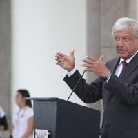 El problema de saturación del aeropuerto puede resolverse 'sin gasto excesivo, sin corrupción”: AMLO