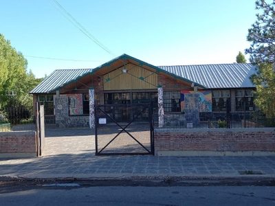 Violencia en Cutral Co: estudiantes y docentes heridas en el CPEM 51