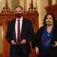 López-Gatell niega que el próximo viernes inicie la vacunación a adultos mayores