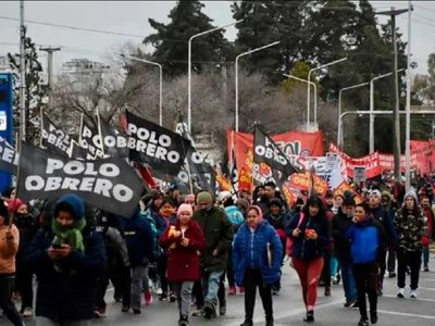 Manifestantes realizaron un piquete en los puentes carreteros por la situación en Jujuy
