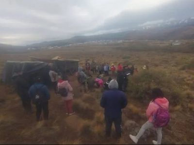 Vecinos que tomaron tierras en Aluminé denuncian incumplimiento de la orden judicial de liberar el bloqueo