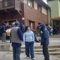 Municipales de Villa La Angostura protestaron por un error en la liquidación de sus haberes