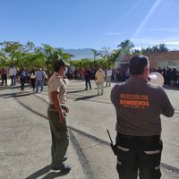 Desalojan a 400 personas por sismo en Puerto Vallarta