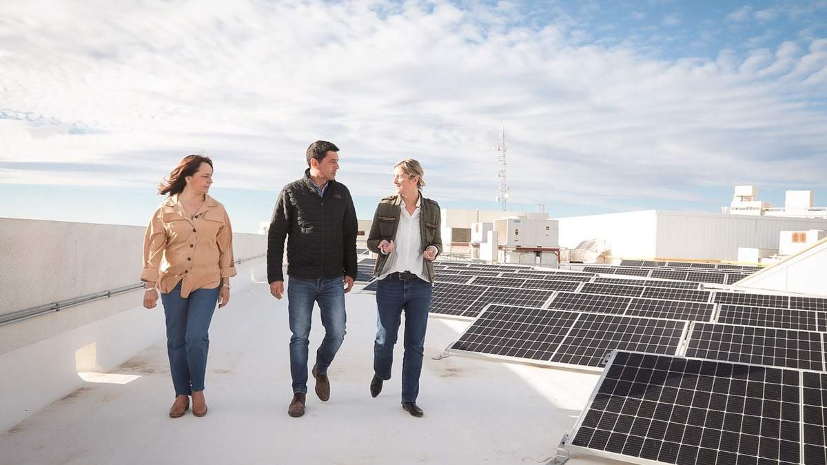 Se pusieron en funcionamiento 204 paneles de energía solar