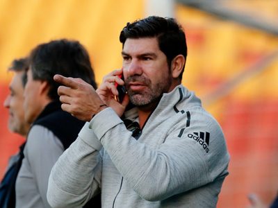 No eligió a ningún jugador chileno: el mejor futbolista de la historia, según Marcelo Salas
