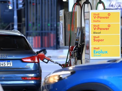 El impuesto a los combustibles se ajustará por inflación