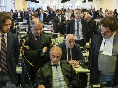 Italia condena a más de 200 personas en megajuicio contra la mafia 'Ndrangheta