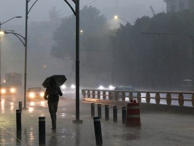Arreciarán lluvias el miércoles por sistema frontal 1 y onda tropical 20 en estas entidades