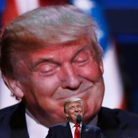 Refrenda Trump promesa de construir el muro y salirse del TLCAN