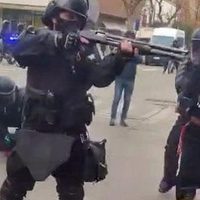 Archivaron la denuncia contra fiscales que ordenaron el desalojo de mapuches en Casa de Gobierno
