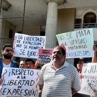 Protestan en Chilpancingo contra los ataques a periodistas