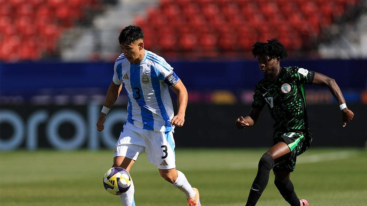 Julio Soler lució la cinta de capitán.