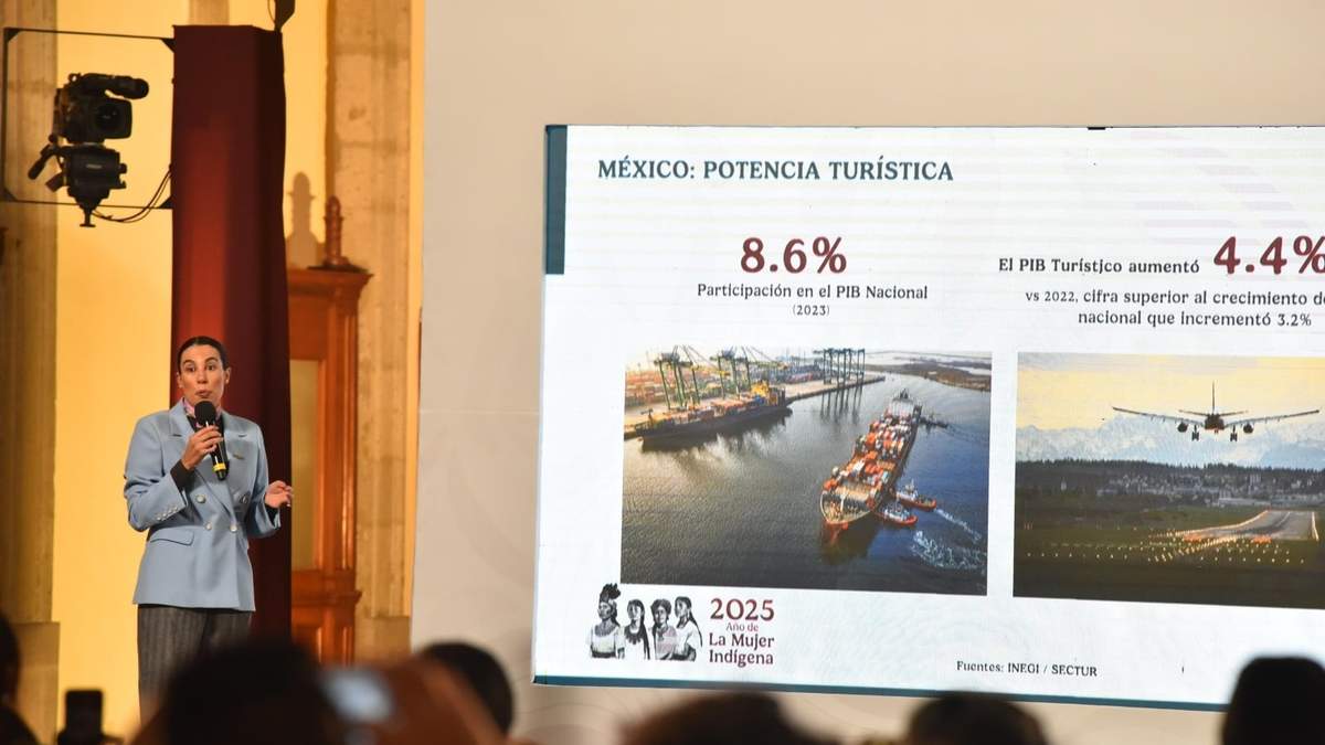 Josefina Rodríguez Zamora, secretaria de Turismo