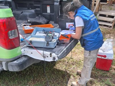 Alerta ambiental en Senillosa: investigan la aparición de peces muertos