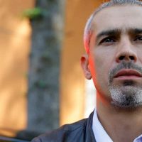 ¡Lo perdió todo! La viuda de Jorge Navarro Sánchez reclama a importante televisión por accidente